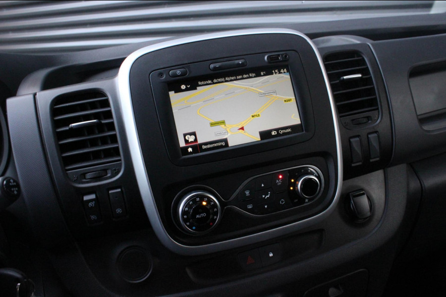 Renault Trafic 2.0 dCi T29 L2H1 Work Edition FULL BLACK / SIDE- BARS / TREKHAAK / NAVIGATIE / VERLAAGD / CRUISE CONTROL / LEDEREN