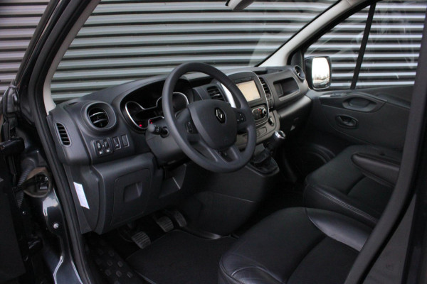 Renault Trafic 2.0 dCi T29 L2H1 Work Edition FULL BLACK / SIDE- BARS / TREKHAAK / NAVIGATIE / VERLAAGD / CRUISE CONTROL / LEDEREN