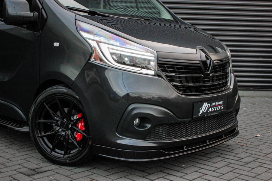 Renault Trafic 2.0 dCi T29 L2H1 Work Edition FULL BLACK / SIDE- BARS / TREKHAAK / NAVIGATIE / VERLAAGD / CRUISE CONTROL / LEDEREN