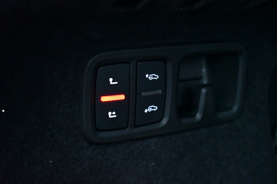 Audi RSQ8 4.0 TFSI 810pk quattro MTM-Stage2 Nw310K Pano Dyn+ Trekh B&O-3D Massage+Vent