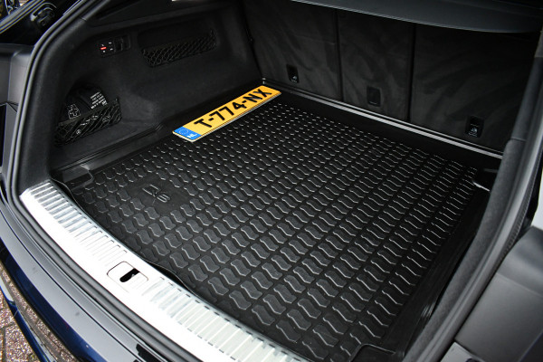 Audi RSQ8 4.0 TFSI 810pk quattro MTM-Stage2 Nw310K Pano Dyn+ Trekh B&O-3D Massage+Vent