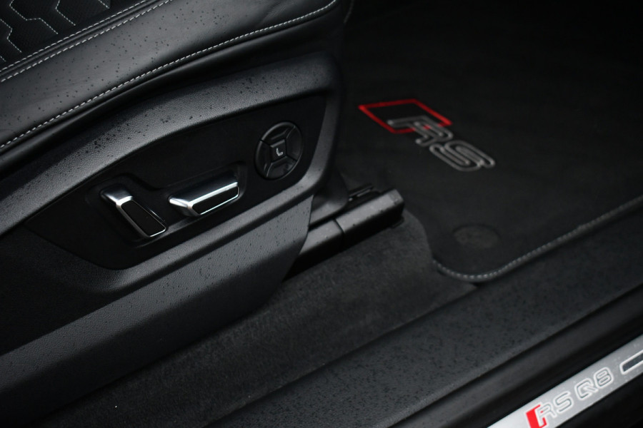 Audi RSQ8 4.0 TFSI 810pk quattro MTM-Stage2 Nw310K Pano Dyn+ Trekh B&O-3D Massage+Vent