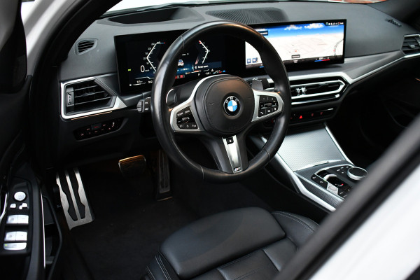 BMW 3 Serie 330D M-Sport Pro Pano H/K HUD El-zetels Parelmoer-wit!