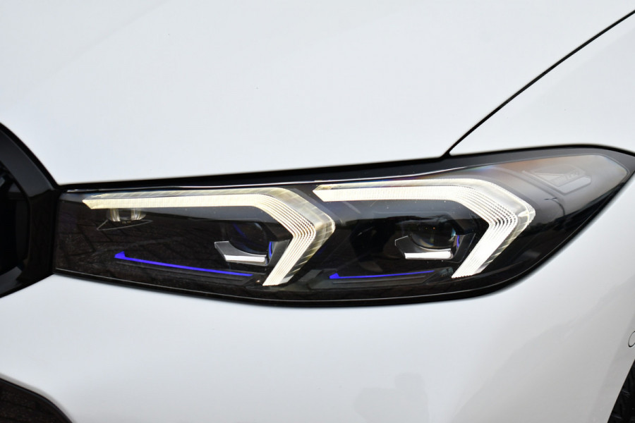 BMW 3 Serie 330D M-Sport Pro Pano H/K HUD El-zetels Parelmoer-wit!