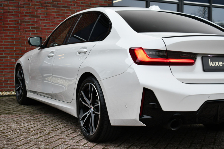 BMW 3 Serie 330D M-Sport Pro Pano H/K HUD El-zetels Parelmoer-wit!