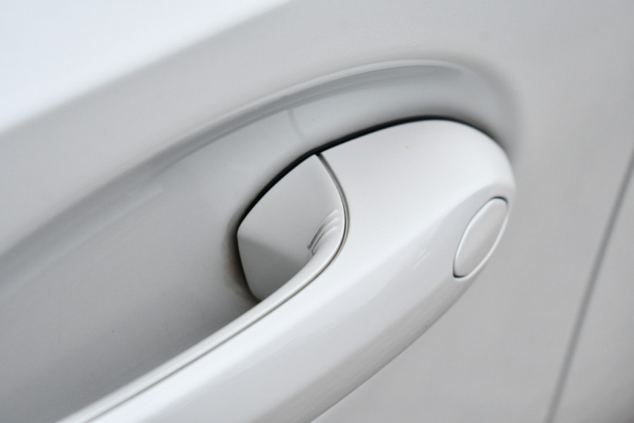 BMW 3 Serie 330D M-Sport Pro Pano H/K HUD El-zetels Parelmoer-wit!