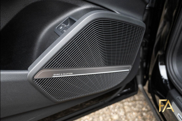 Audi Q5 Sportback 55 TFSI e S Line Competition 21Inch|Sfeer|MatrixLED|Memory|Trekhaak