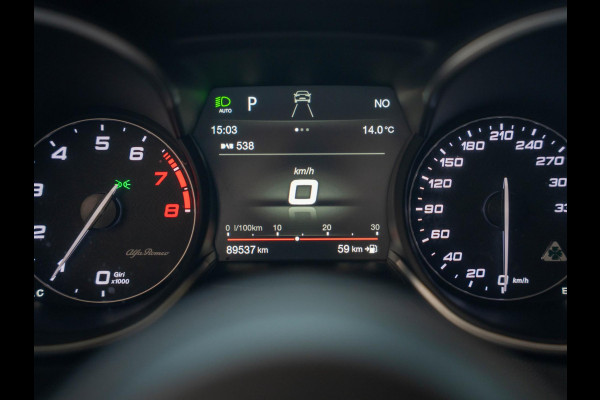 Alfa Romeo Stelvio 2.9 V6 AWD Quadrifoglio 510PK / Pano / Carbon / H&K / Memory