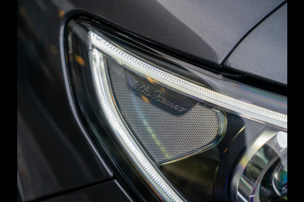 Alfa Romeo Stelvio 2.9 V6 AWD Quadrifoglio 510PK / Pano / Carbon / H&K / Memory