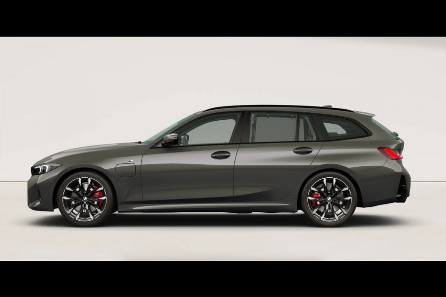 BMW 3 Serie Touring 330e xDrive|M-sport|Pano|E-trekhaak|H&K