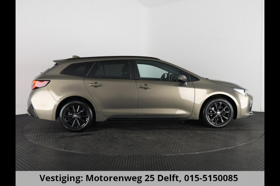 Toyota Corolla Touring Sports HYBRID BLACKLINE ACTIVE GARANTIE TOT 2033! NIEUW MODEL. CARPLAY NAVIGATIE. ADAPTIEVE CRUISE CONTROL . APPLE CARPLAY & ANDRIOD AUTO . CAMERA