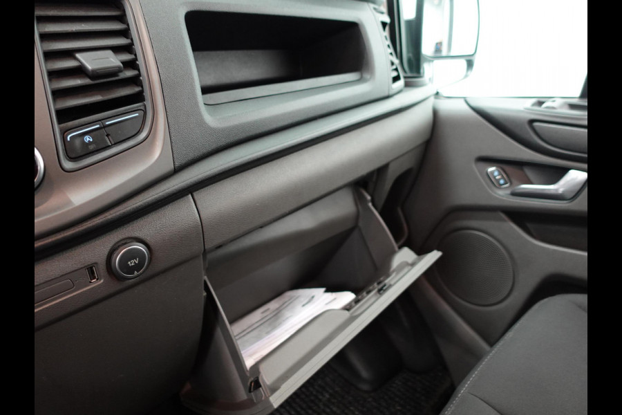 Ford Transit Custom 131pk Automaat L1H1 Trend 2x Schuifdeur Trekhaak Cruise control Airco Euro6 3-zits