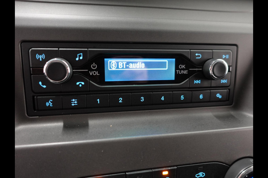 Ford Transit Custom 131pk Automaat L1H1 Trend 2x Schuifdeur Trekhaak Cruise control Airco Euro6 3-zits