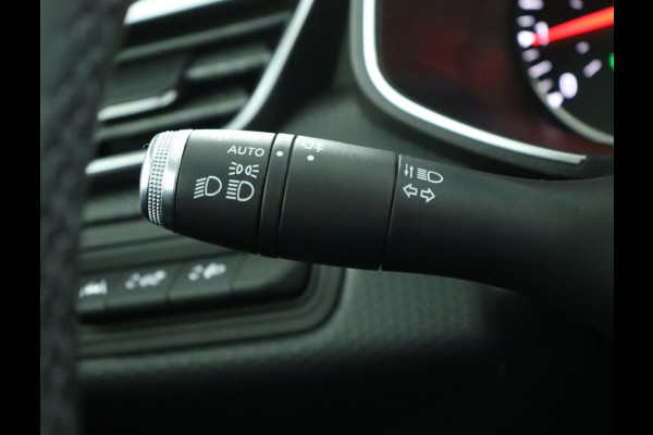 Renault Clio 1.0 TCe Zen|Airco|Navigatie|Cruise Control