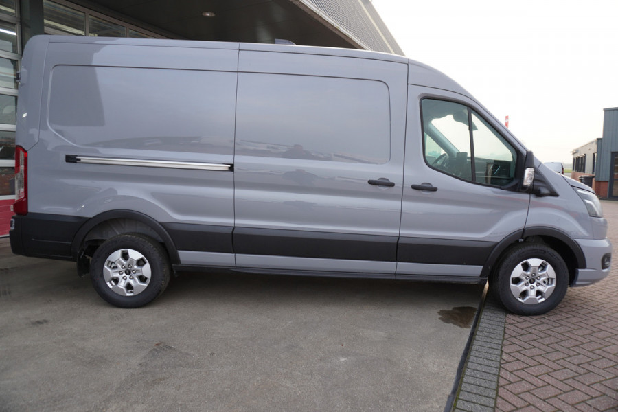 Ford Transit 350L 2.0 TDCI 165PK L3H2 Limited Automaat Schuifdeur L+R Nr. V106 | Airco | Adap.Cruise | Navi | Camera