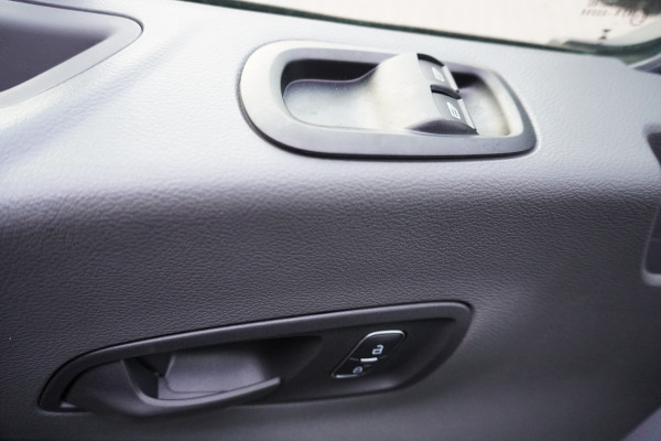 Ford Transit 350L 2.0 TDCI 165PK L3H2 Limited Automaat Schuifdeur L+R Nr. V106 | Airco | Adap.Cruise | Navi | Camera