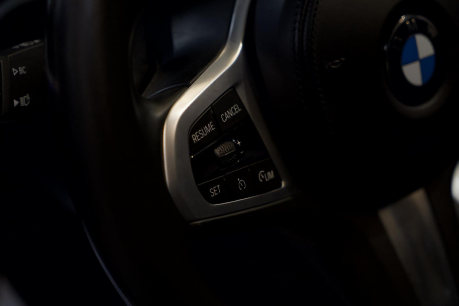 BMW 3-serie 330i PANO| M-SPORT| MARGE| LASER LED|