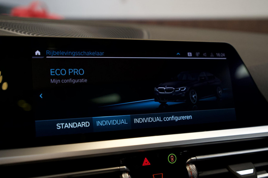 BMW 3-serie 330i PANO| M-SPORT| MARGE| LASER LED|