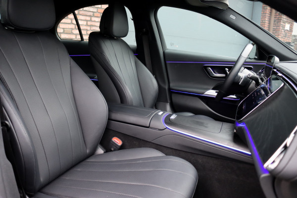 Mercedes-Benz E-Klasse 220 d Luxury Line | Distronic | Memory | Digital Light | Surround Camera | Keyless Go | Sfeerverlichting | Stoelverwarming |