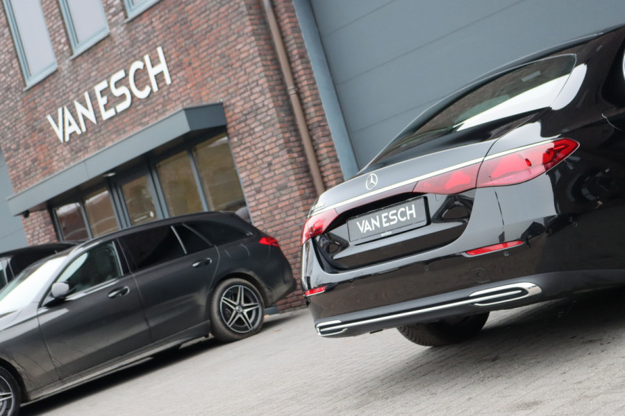 Mercedes-Benz E-Klasse 220 d Luxury Line | Distronic | Memory | Digital Light | Surround Camera | Keyless Go | Sfeerverlichting | Stoelverwarming |