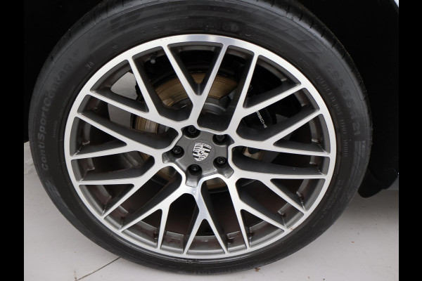 Porsche Macan 2.0 AUT. FACELIFT MODEL + PANORAMA | LUCHTVERING | 21 INCH | STOELVERW. V+A | CARRERAWIT METALLIC