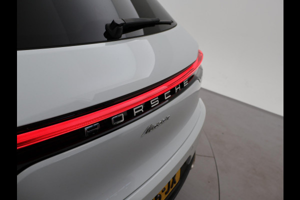 Porsche Macan 2.0 AUT. FACELIFT MODEL + PANORAMA | LUCHTVERING | 21 INCH | STOELVERW. V+A | CARRERAWIT METALLIC