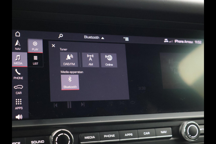 Porsche Macan 2.0 AUT. FACELIFT MODEL + PANORAMA | LUCHTVERING | 21 INCH | STOELVERW. V+A | CARRERAWIT METALLIC