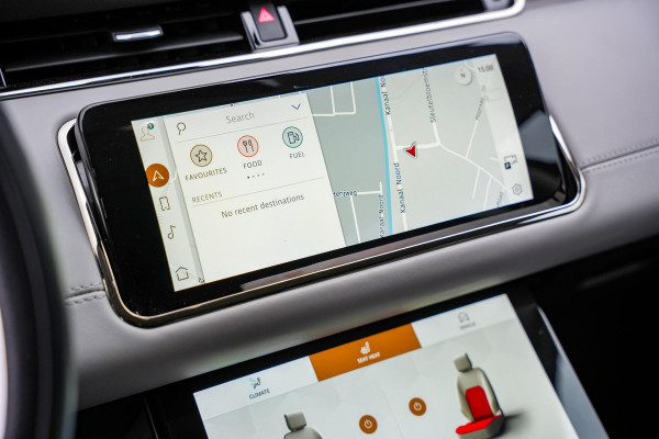 Land Rover Range Rover Evoque 2.0 P300 AWD R-Dynamic HSE Adapt. Cruise Virtual Dash Matrix LED Two Tone Leder Meridian Keyless