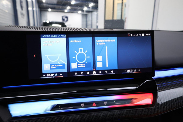 BMW 5 Serie Touring M5 727+PK BTW/M-PERFORMANCE CARBON/AKRAPOVIC/22" VOSSEN/BOWERS & WILKINS/PANO/HUD/ACC/ECC/FABRIEKSGARANTIE!