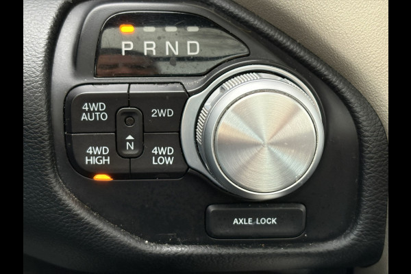 Dodge Ram 1500 5.7 V8 Laramie Night - PANO - LUCHTVERING - LPG - 22 inch - NL AUTO