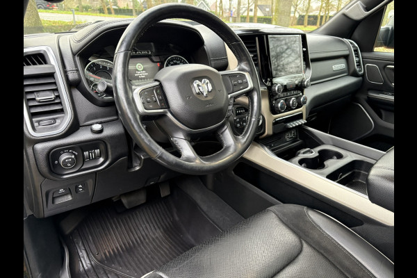 RAM 1500 5.7 V8 Laramie Night - PANO - LUCHTVERING - LPG - 22 inch - NL AUTO
