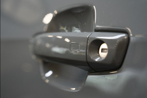 Audi Q2 2.0 TFSI quattro S-Line | Pano | Camera | Stoelverwarming | Dealer onderhouden