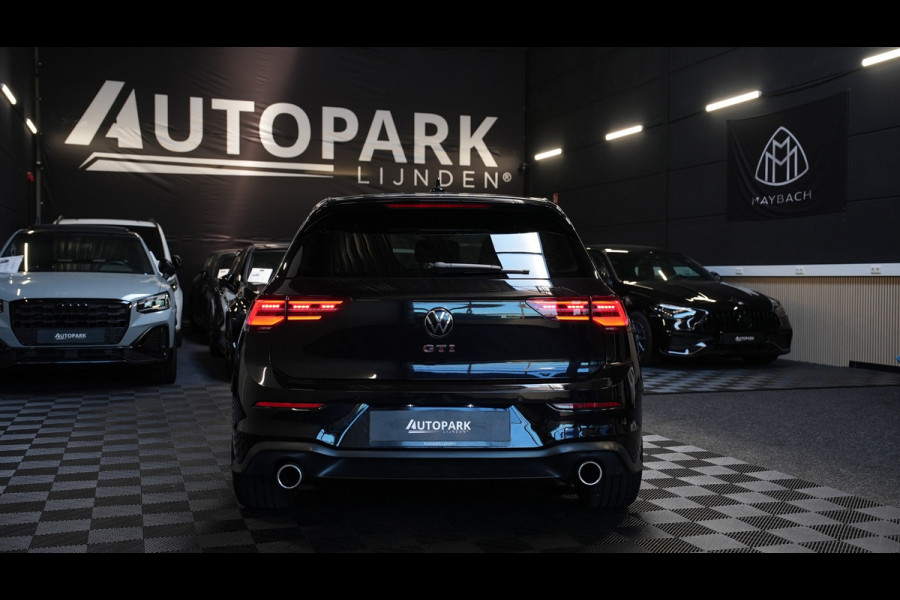 Volkswagen Golf 2.0 TSI GTI IQ LIGHTS/HARMAN KARDON/CARPLAY/BLINDSPOT/STOELVERWARMING/APK/245PK