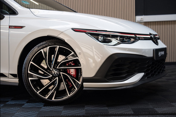 Volkswagen Golf 2.0 TSI GTI CLUBSPORT PANO/H&K/LEDER/HUD/MEMORY/IQLIGHTS/BLINDSPOT/SFEERVERLICHTING/NURBURGRING/BOMVOL!