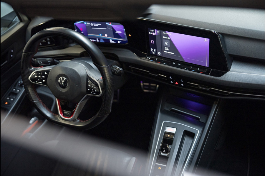 Volkswagen Golf 2.0 TSI GTI CLUBSPORT PANO/H&K/LEDER/HUD/MEMORY/IQLIGHTS/BLINDSPOT/SFEERVERLICHTING/NURBURGRING/BOMVOL!