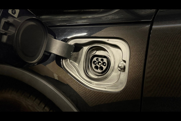 Volvo XC40 1.5 T4 Recharge | Trekhaak| Dodehoek |ACC | Carplay | Elektrische kofferklep| Camera achter