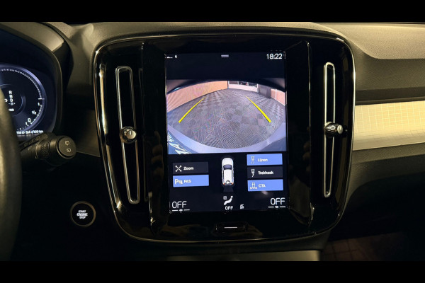 Volvo XC40 1.5 T4 Recharge | Trekhaak| Dodehoek |ACC | Carplay | Elektrische kofferklep| Camera achter
