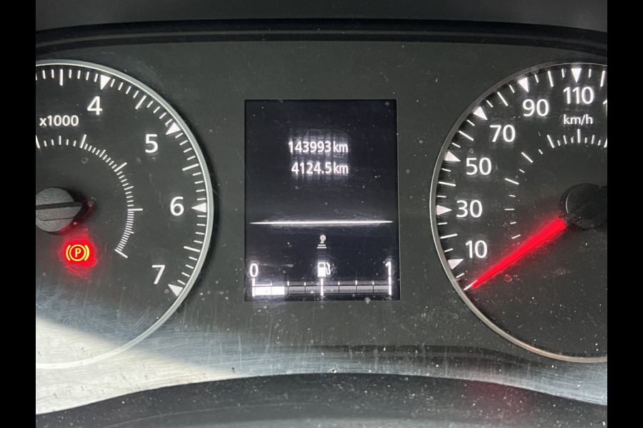 Renault Master T35 2.3 dCi 135 L2H2