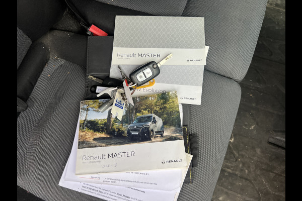 Renault Master T35 2.3 dCi 135 L2H2