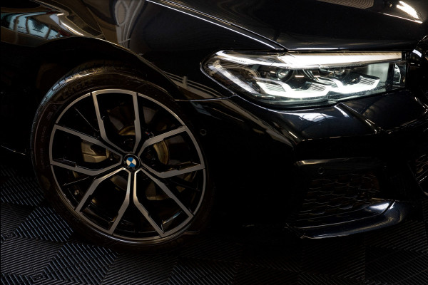 BMW 5 Serie 520i M-Sport PANO/HUD/360CAM/GARANTIE 2027/MEMORY/SFEERVERLICHTING/BOMVOL!