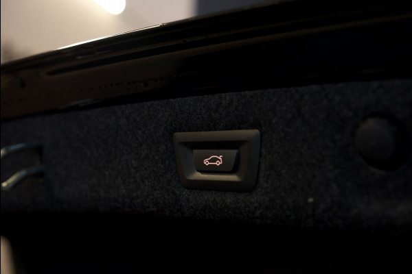 BMW 5 Serie 520i M-Sport PANO/HUD/360CAM/GARANTIE 2027/MEMORY/SFEERVERLICHTING/BOMVOL!