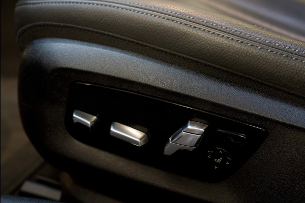 BMW 5 Serie 520i M-Sport PANO/HUD/360CAM/GARANTIE 2027/MEMORY/SFEERVERLICHTING/BOMVOL!