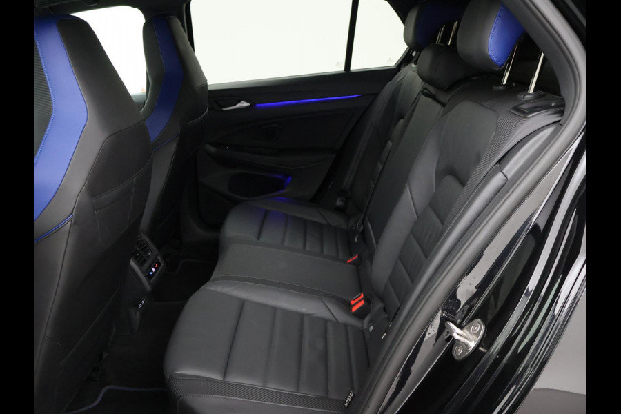 Volkswagen Golf R 2.0 TSI R 4MOTION 320 PK + AKRAPOVIC UITLAAT | PANORAMA | STOELVENTILATIE | HARMAN/KARDON | NAPPA LEDER