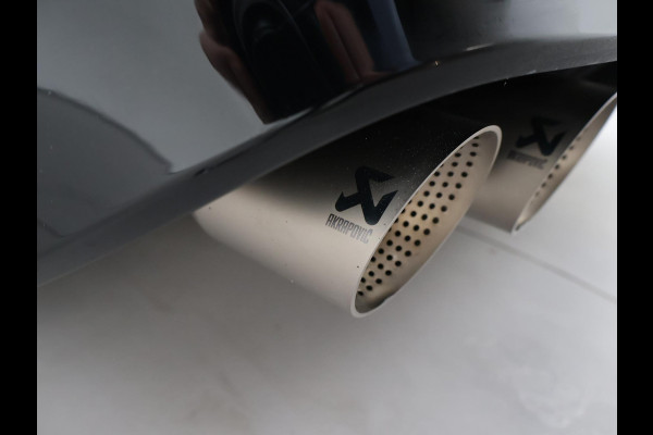 Volkswagen Golf R 2.0 TSI R 4MOTION 320 PK + AKRAPOVIC UITLAAT | PANORAMA | STOELVENTILATIE | HARMAN/KARDON | NAPPA LEDER