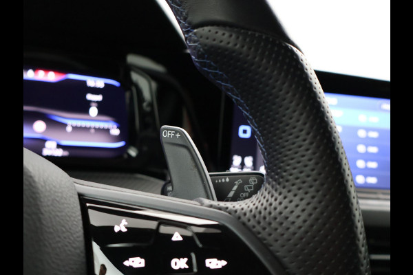 Volkswagen Golf R 2.0 TSI R 4MOTION 320 PK + AKRAPOVIC UITLAAT | PANORAMA | STOELVENTILATIE | HARMAN/KARDON | NAPPA LEDER