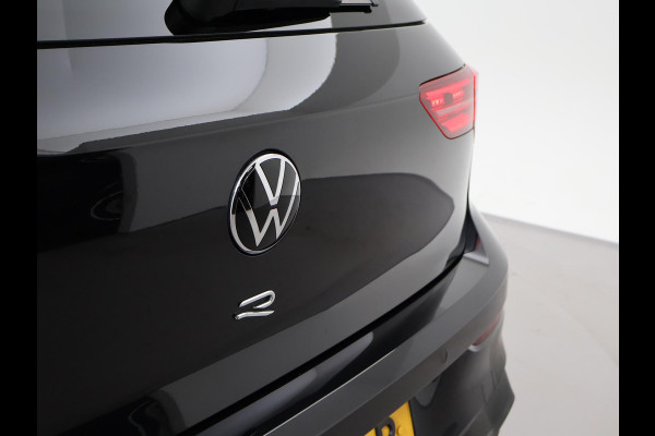 Volkswagen Golf R 2.0 TSI R 4MOTION 320 PK + AKRAPOVIC UITLAAT | PANORAMA | STOELVENTILATIE | HARMAN/KARDON | NAPPA LEDER