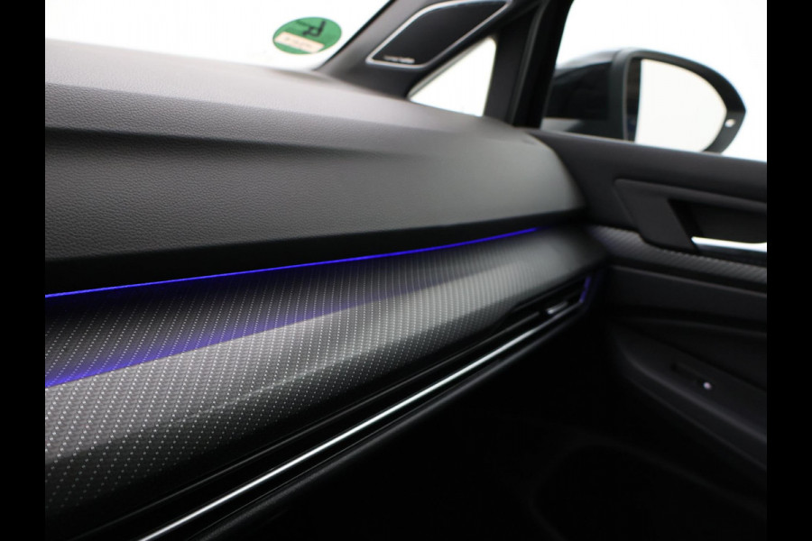 Volkswagen Golf R 2.0 TSI R 4MOTION 320 PK + AKRAPOVIC UITLAAT | PANORAMA | STOELVENTILATIE | HARMAN/KARDON | NAPPA LEDER