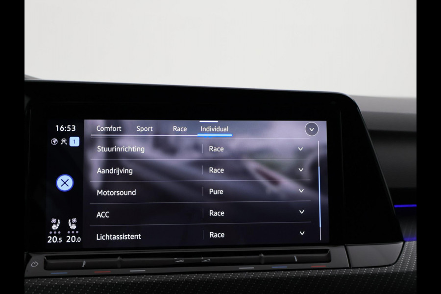 Volkswagen Golf R 2.0 TSI R 4MOTION 320 PK + AKRAPOVIC UITLAAT | PANORAMA | STOELVENTILATIE | HARMAN/KARDON | NAPPA LEDER