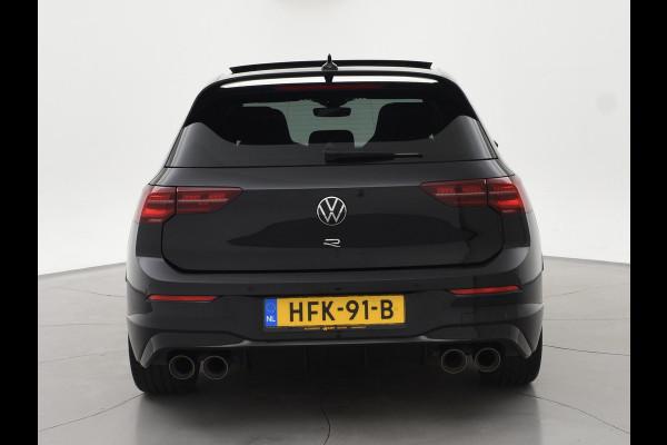 Volkswagen Golf R 2.0 TSI R 4MOTION 320 PK + AKRAPOVIC UITLAAT | PANORAMA | STOELVENTILATIE | HARMAN/KARDON | NAPPA LEDER