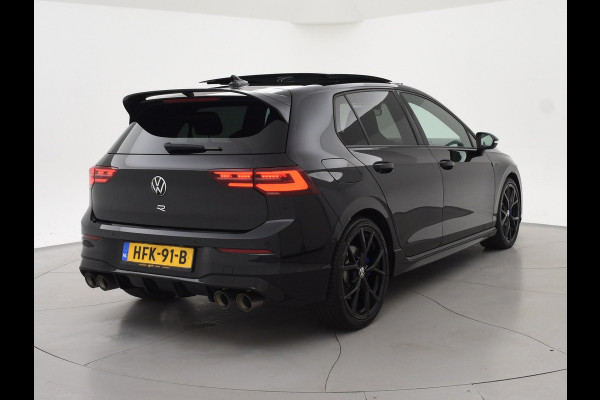 Volkswagen Golf R 2.0 TSI R 4MOTION 320 PK + AKRAPOVIC UITLAAT | PANORAMA | STOELVENTILATIE | HARMAN/KARDON | NAPPA LEDER